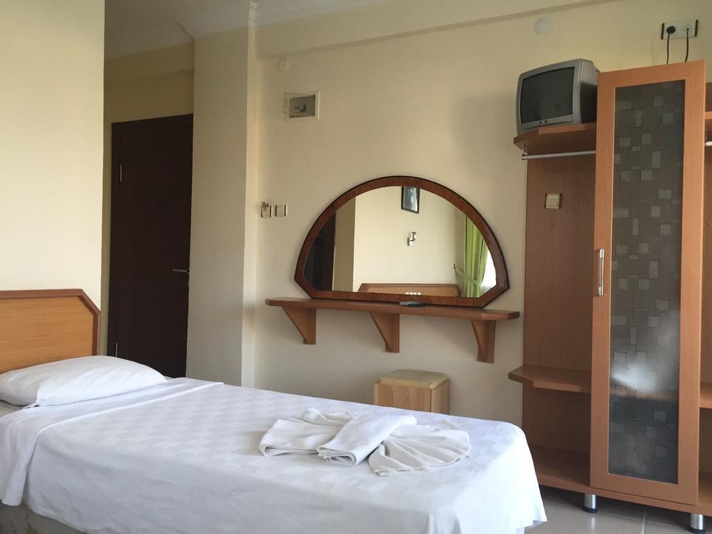 Besik Hotel Fethiye Esterno foto
