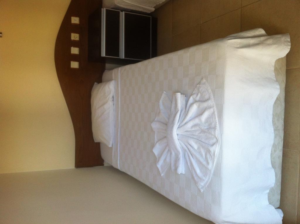 Besik Hotel Fethiye Esterno foto