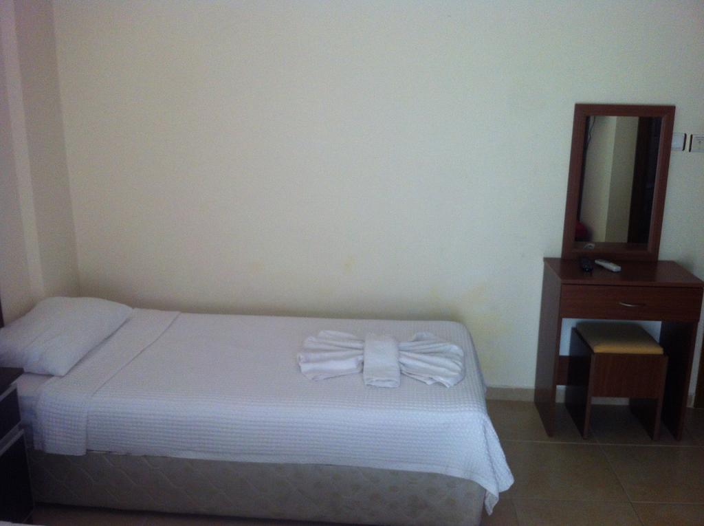 Besik Hotel Fethiye Esterno foto