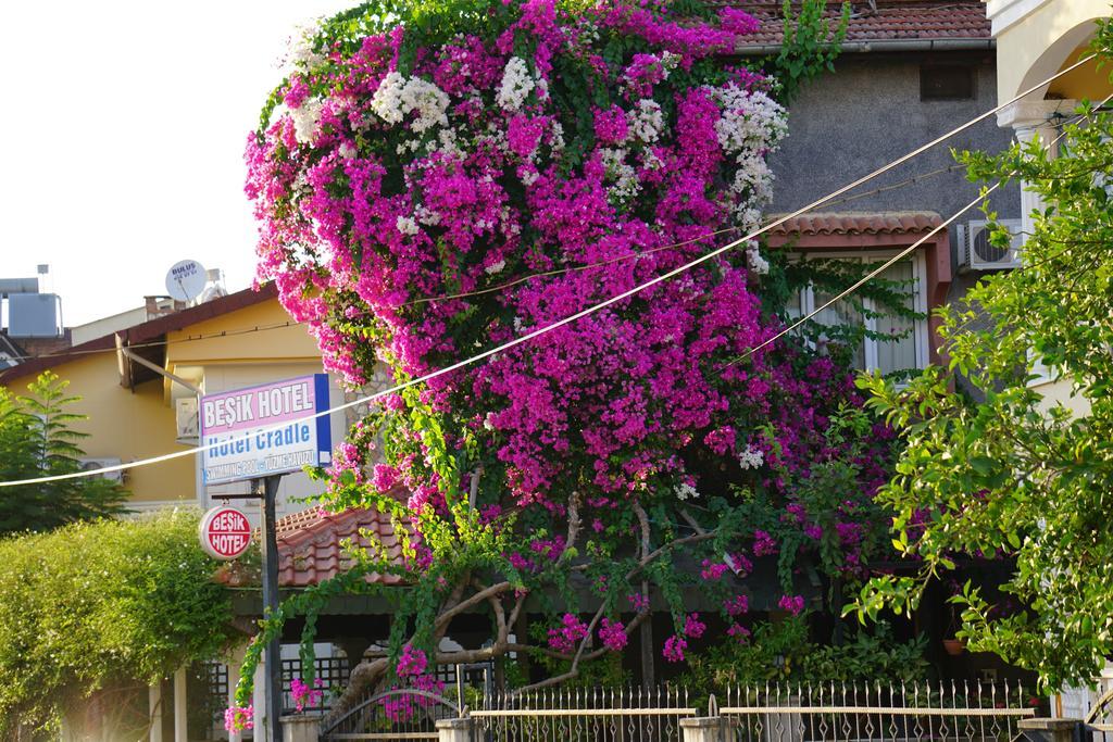 Besik Hotel Fethiye Esterno foto