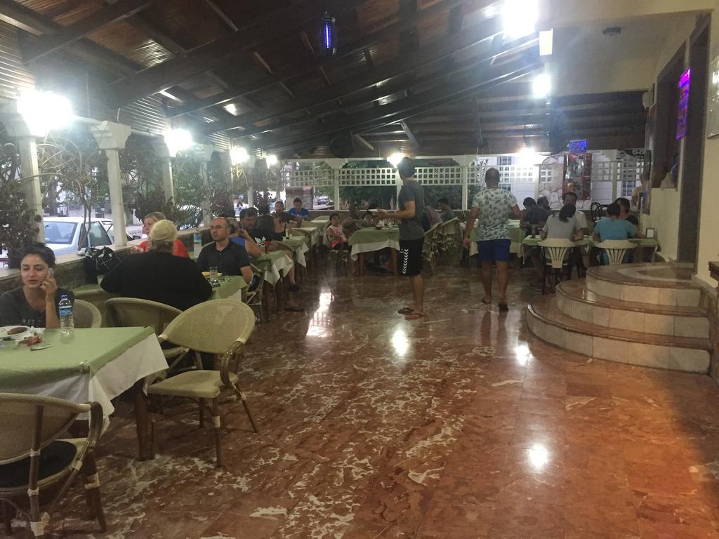 Besik Hotel Fethiye Esterno foto
