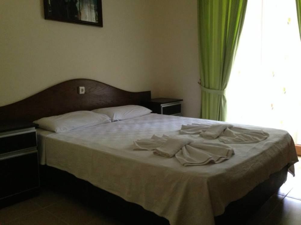 Besik Hotel Fethiye Esterno foto